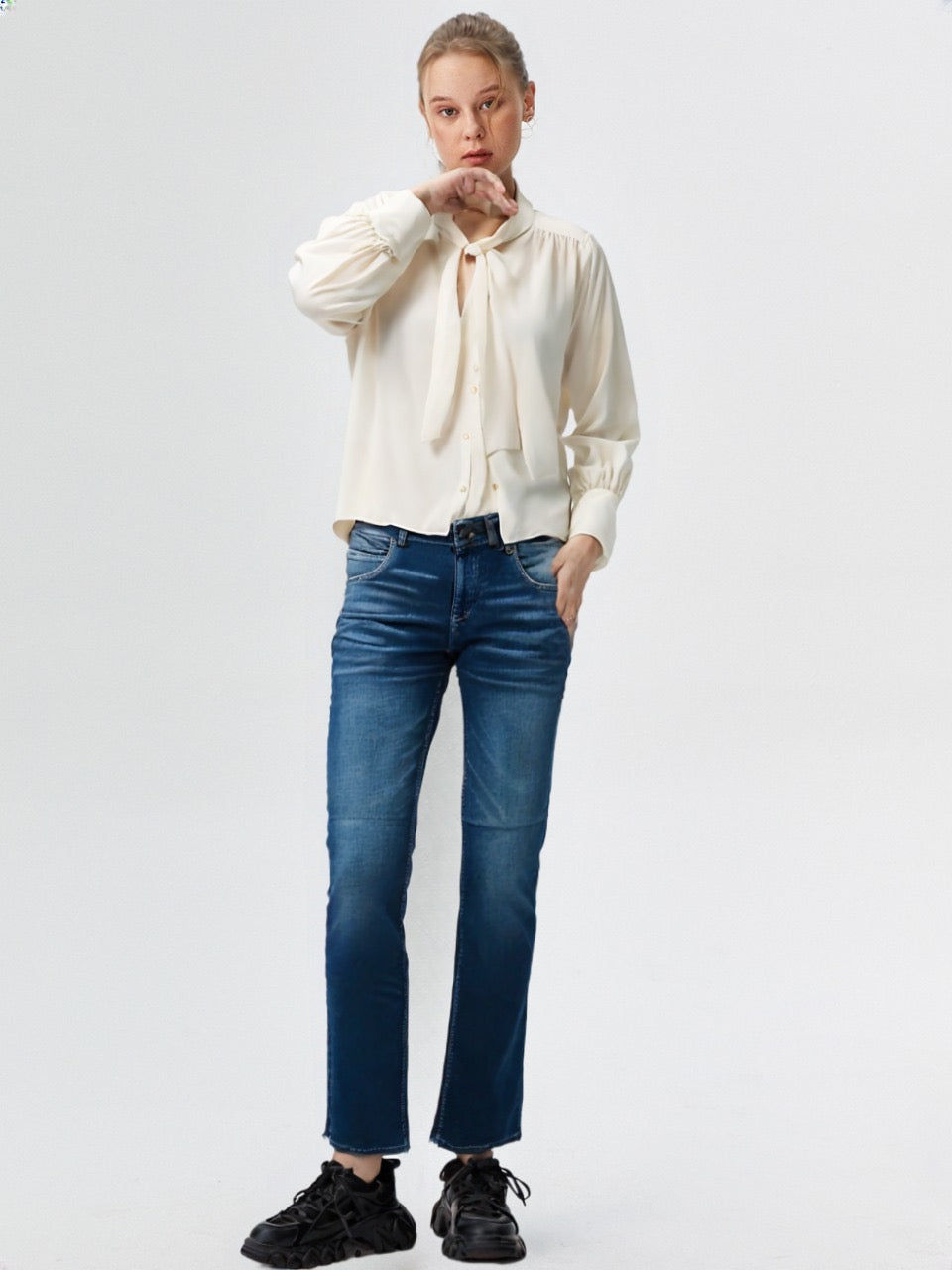 Straight Leg Stretchable Jean’s