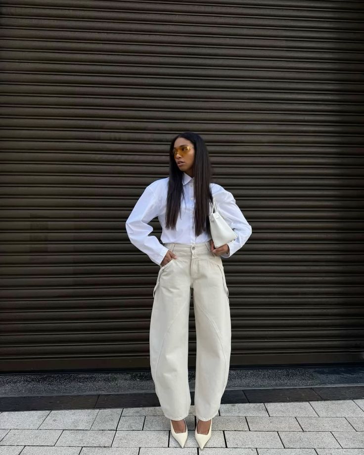 Balloon Fit off-White Jeans